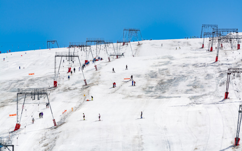 summer skiing holidays france