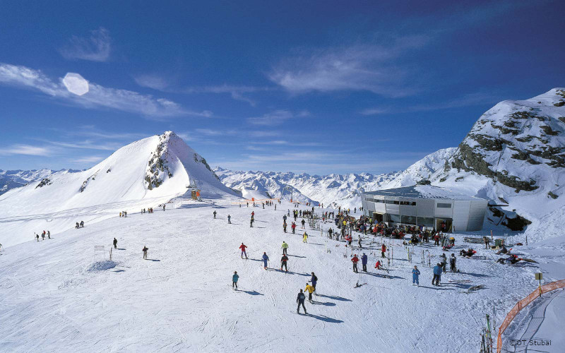 Stubai glacier summer skiing stubai glacier summer skiing