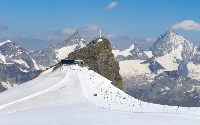 Zermatt summer skiing, Paradise Glacier glacier and summer skiing in zermatt, switzerland