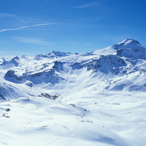 view of the piste and mountains at Tignes